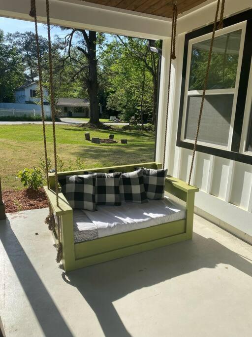 Cozy 2-Bedroom Farmhouse With Parking On Premise Smyrna Exterior foto