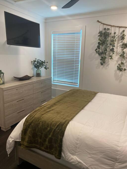 Cozy 2-Bedroom Farmhouse With Parking On Premise Smyrna Exterior foto