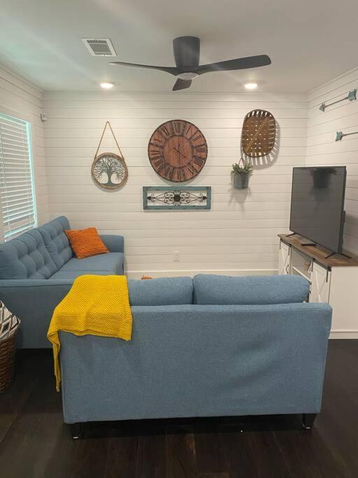 Cozy 2-Bedroom Farmhouse With Parking On Premise Smyrna Exterior foto